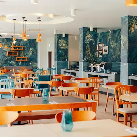 Star Hotel